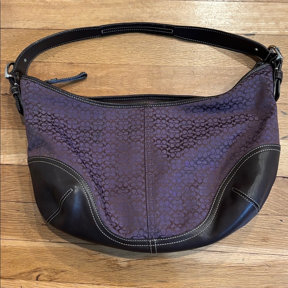 💜🤎Signature Coach Shoulder Bag Purple and Brown - Picture 1 of 10